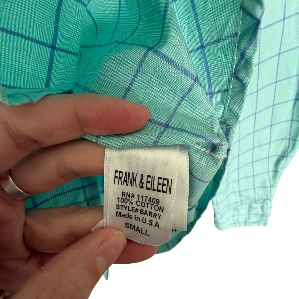 Frank & Eileen Barry Button Down Shirt Cyan Blue Plaid Crinkle Top 100% Cotton S - Picture 9 of 9